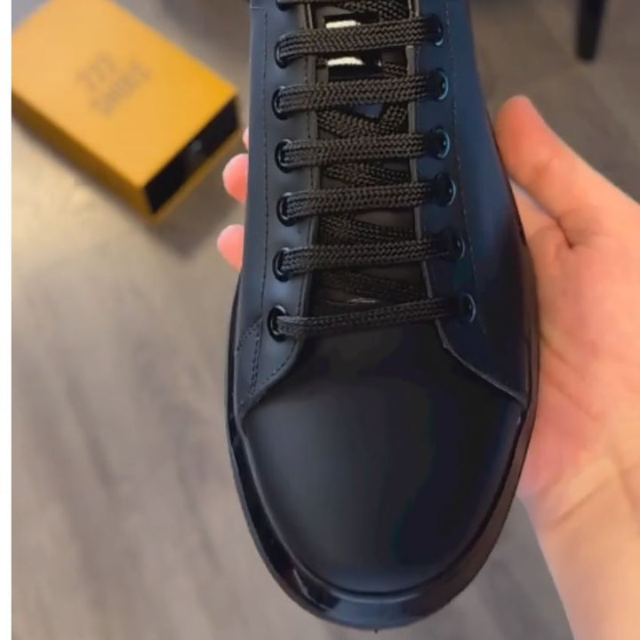 Alexander™ | Sneaker Chic für Herren | Handgefertigte Schuhe