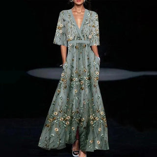 Rubby | Kleid mit Gürtel und V-Ausschnitt