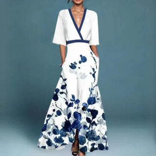Rubby | Kleid mit Gürtel und V-Ausschnitt
